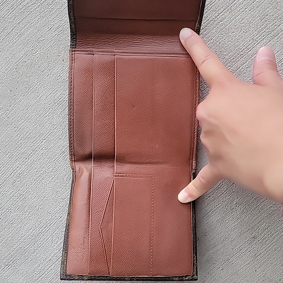 Authentic Louis Vuitton Wallet - Picture 4 of 12